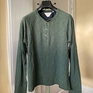 Gently worn. Like new.